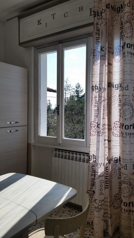 Apartment Iseo Lake Sale Marasino Cameră foto